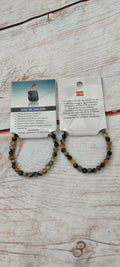 Pulsera de mineral de ojo de halcón